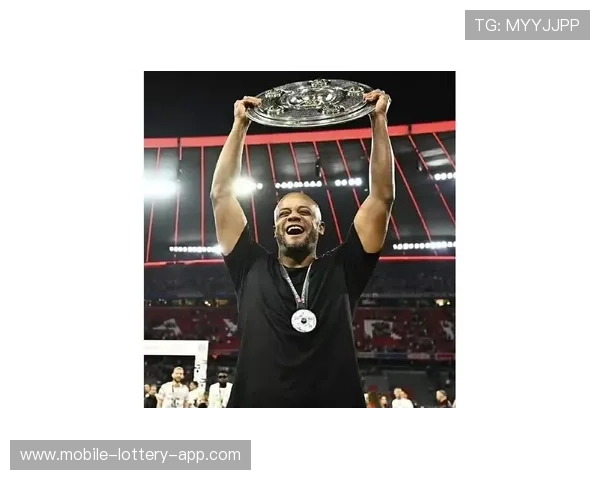 孔帕尼的战术智慧与曼城辉煌历程的完美结合分析